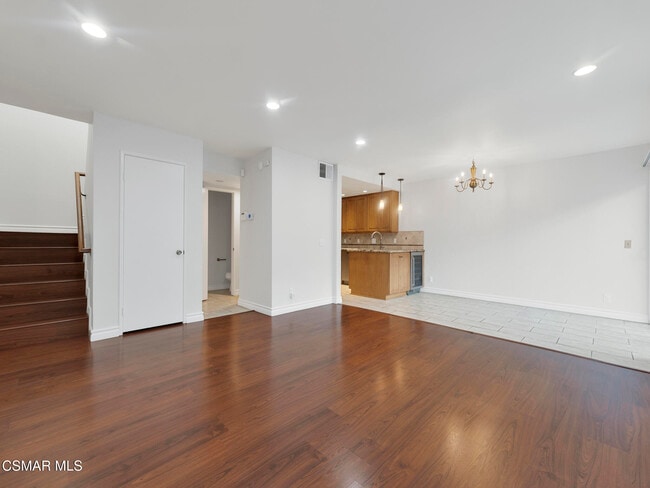 Photo - 6442 Twin Cir Ln