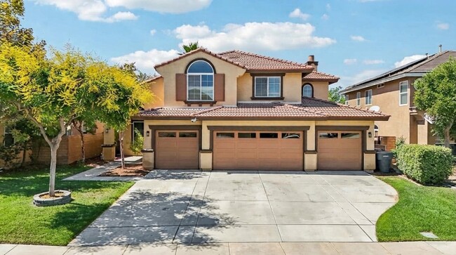 Building Photo - 34213 Clovis Way