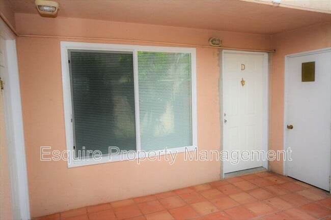 Photo - 154 E C St Unit #D