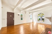 Photo - 2613 Cloverfield Blvd