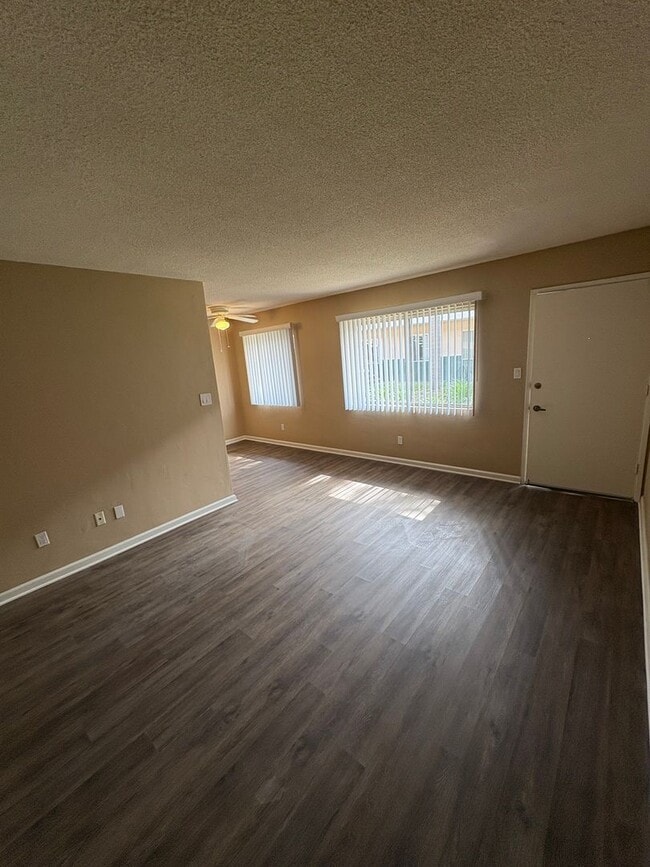 Photo - 4379 Hamilton St Unit B03