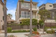 Photo - Contemporary luxury in a prime beachside l... Apartment