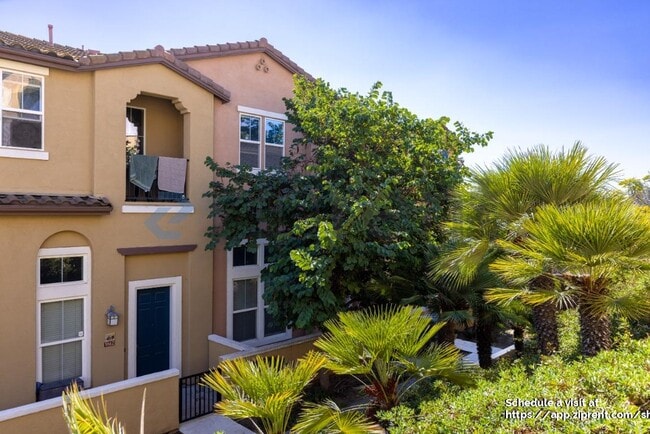 Photo - 1860 E 12th St