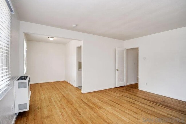 Photo - 4515 Wilson Ave