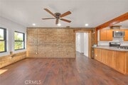 Photo - 1362 Pacific St
