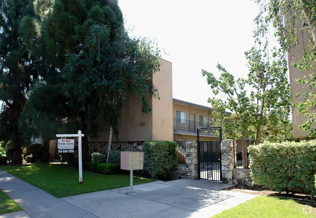 Photo - Stuart Apartments