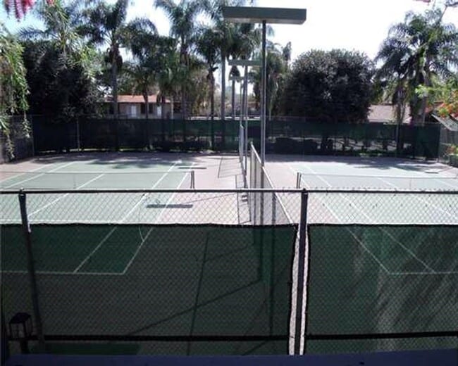 Photo - Santa Ana Junior 1 Bedroom 1 Bath Condo - Ground Floor - Gated - Pool/Spa Unit G13