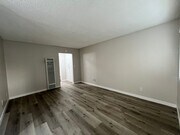 Photo - SPACIOUS 1 BEDROOM 1 BATH DOWNSTAIRS Unit 1590-05