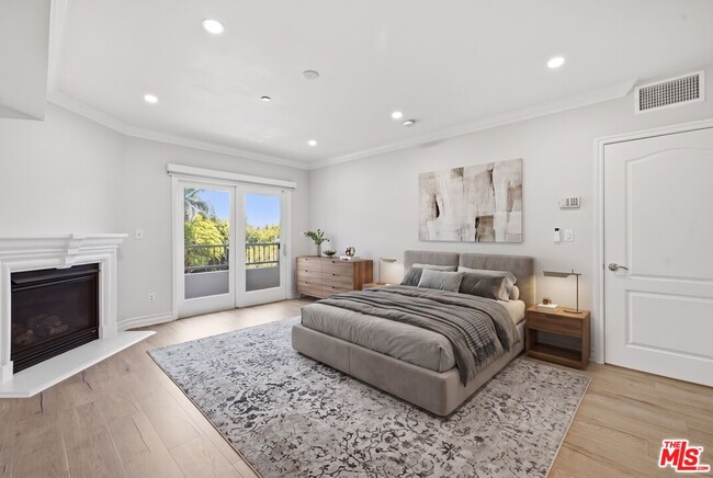 Photo - 1838 Westholme Ave Unit 203
