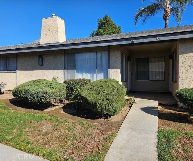 Building Photo - 2891 Canyon Crest Dr Unit 72