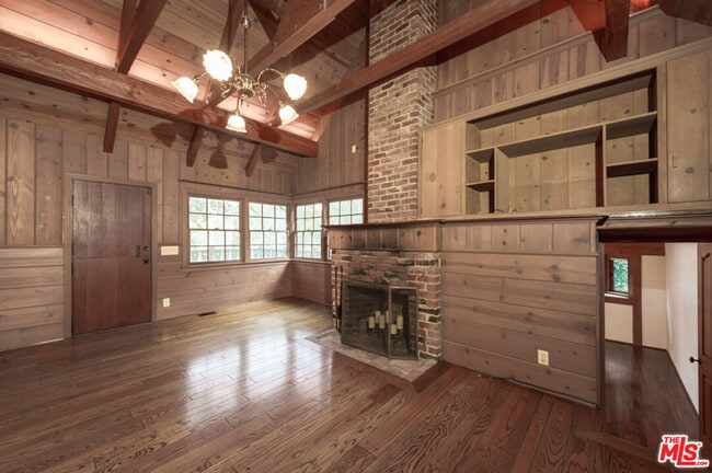 Photo - 10439 Seabury Ln