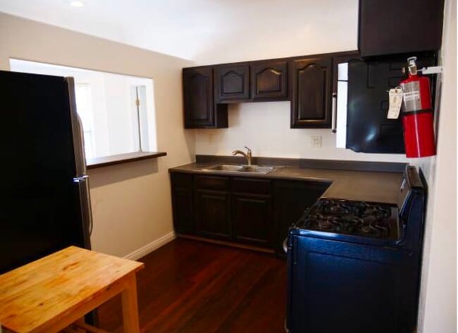 Photo - 1315 W 24th St Unit 1315