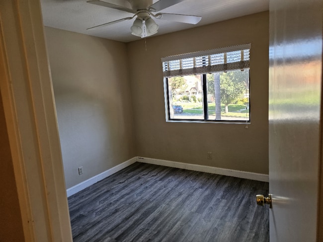 Photo - 2064 Riverbirch Dr