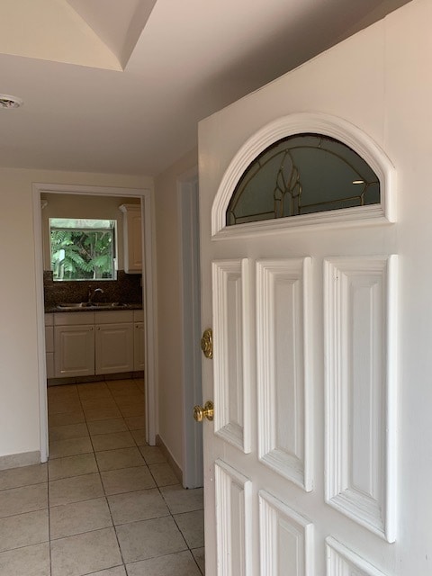 Building Photo - 5708 Woodman Ave Unit 3