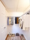 2 bed 2 bath walk-in closet - 301 N Alvarado St