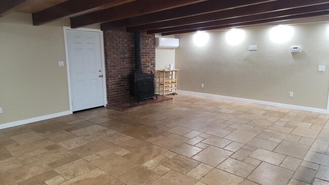 Photo - 2637 Granger Ave
