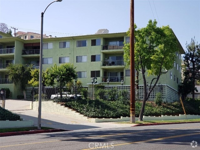 Building Photo - 1301 S Atlantic Blvd Unit 440C Rental