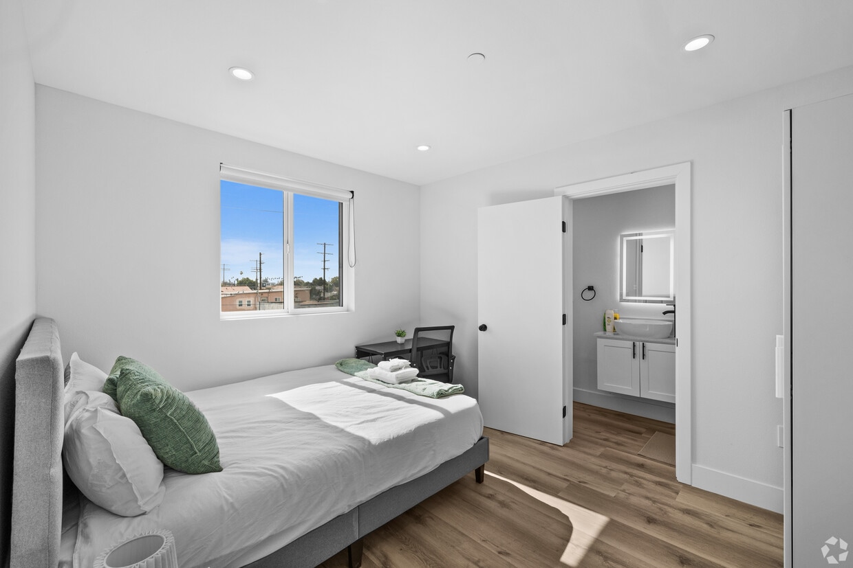 Floor Plan -  Private Room at 3737 S Catalina St