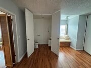 Photo - 5208 Wilkinson Ave Unit 4