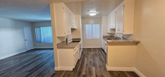 Photo - 7005-7009 Coldwater Canyon Apartments