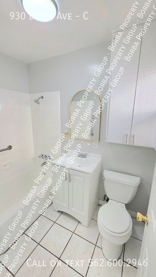 Photo - 930 Daisy Ave Unit C