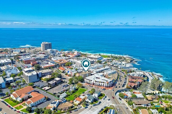 Photo - 1250 Cave St