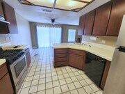 Photo - 630 W Palm Ave