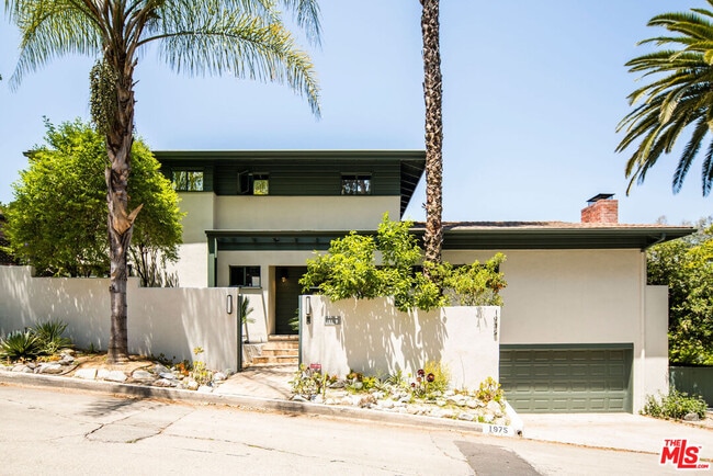 Photo - 1975 Micheltorena St House