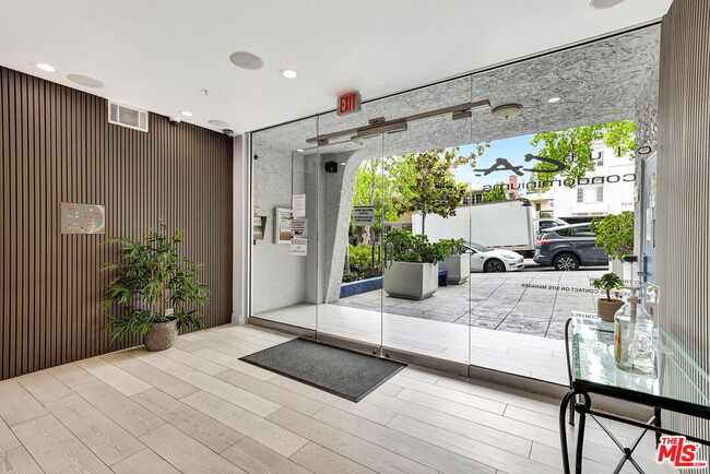 Photo - 10982 Roebling Ave Unit 544
