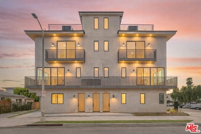 Building Photo - 3841 Wade St