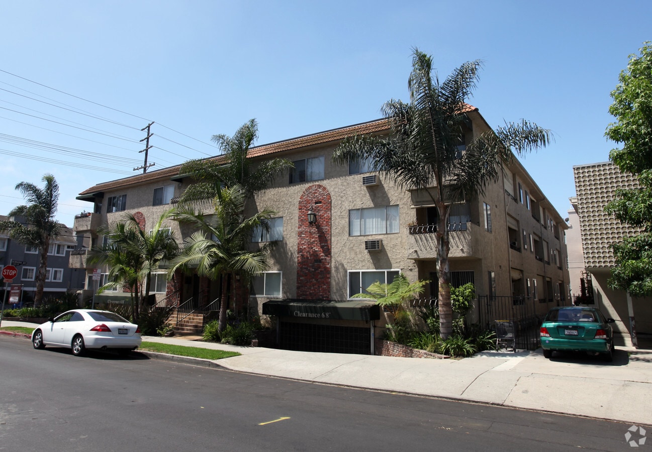 1755 Purdue Avenue - 1755 Purdue Ave Apartments