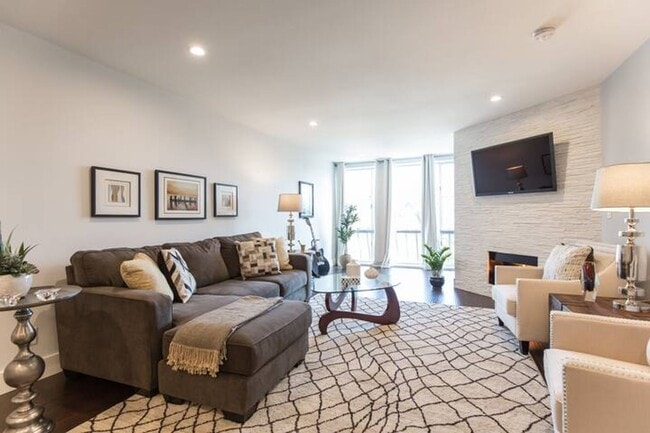 Remodeled 2 Bed / 2 Bath Condo – Valley Vi... - Remodeled 2 Bed / 2 Bath Condo – Valley Vi... Unit 212