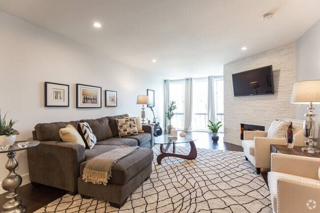 Building Photo - Remodeled 2 Bed / 2 Bath Condo – Valley Vi... Unit 212