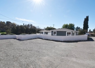 Photo - 1222 Willowside Ter House