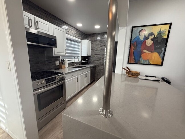 Photo - 423 Unit 67 BAYSHORE AVE #71 LONG BEACH, CA 90803