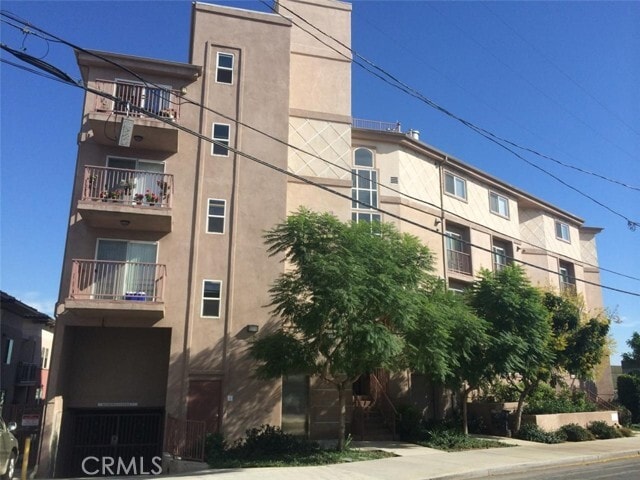 Photo - 700 N Hill Pl Apartment Unit 203