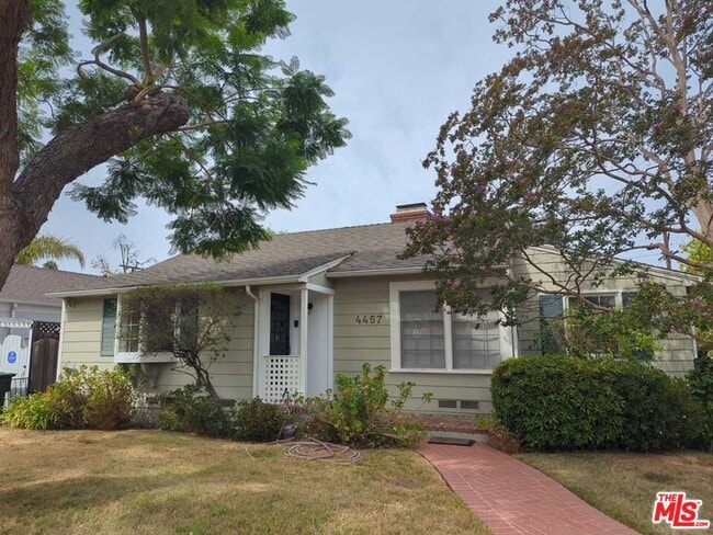 Photo - 4457 Simpson Ave House