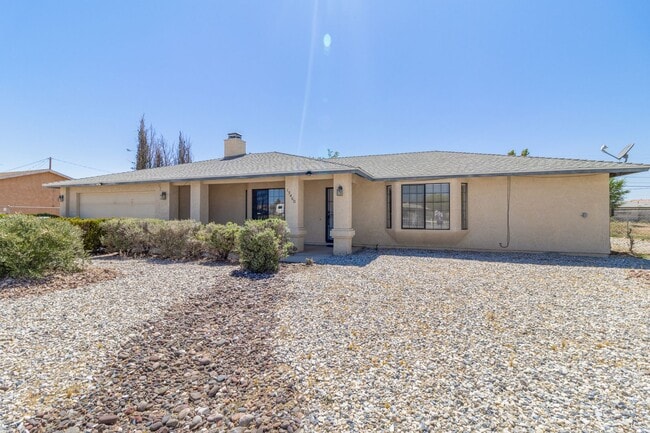 Cute Apple Valley Home Located in a Quiet ... - Cute Apple Valley Home Located in a Quiet ...