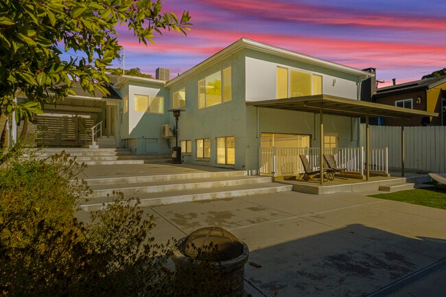 Photo - 1524 E Mariposa Ave