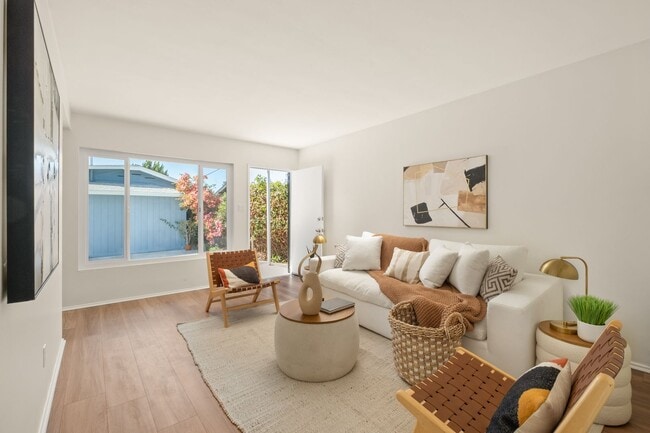 Photo - 4419–4423 Mississippi St — fully renovated with designer finishes throughout! Unit 4419