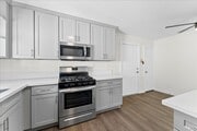 Photo - 444 W Windsor Rd Apartment Unit 09