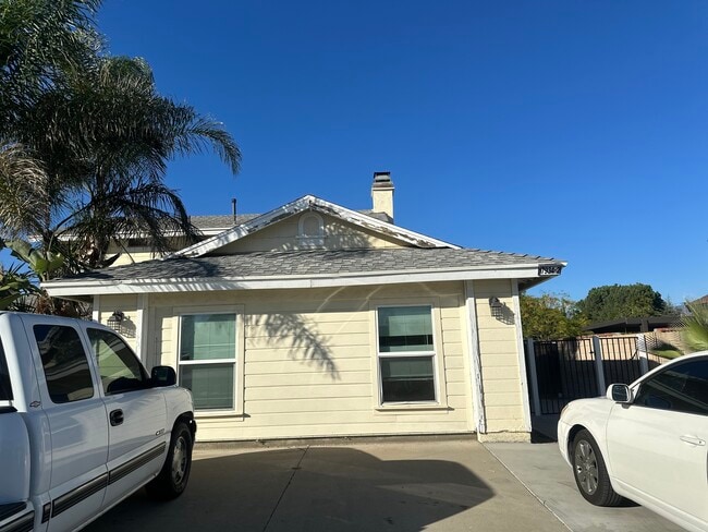 Photo - 17934 Fairfax St