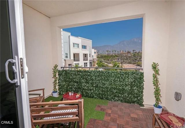 Photo - 799 Highline Way