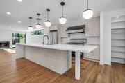 Kitchen - 1531 Wellesley Ave