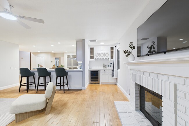 Main House Living Room - 29650 Kimberly Dr Unit Morrison Estates