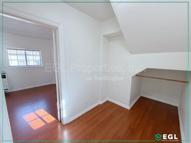 Photo - 115 N Westlake Ave Unit 1