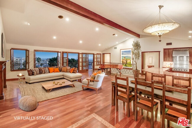 Photo - 6640 Whitley Terrace