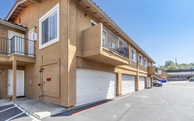 Parkstone Vista - Parkstone Vista Apartments