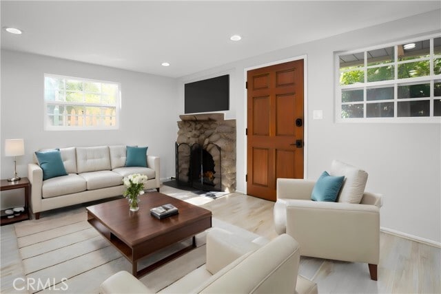 Photo - 487 Sturtevant Dr