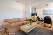 Photo - 301 N Hudson Ave Apartment Unit B
